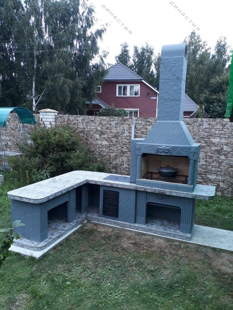 Синий угловой барбекю-комплекс для двора